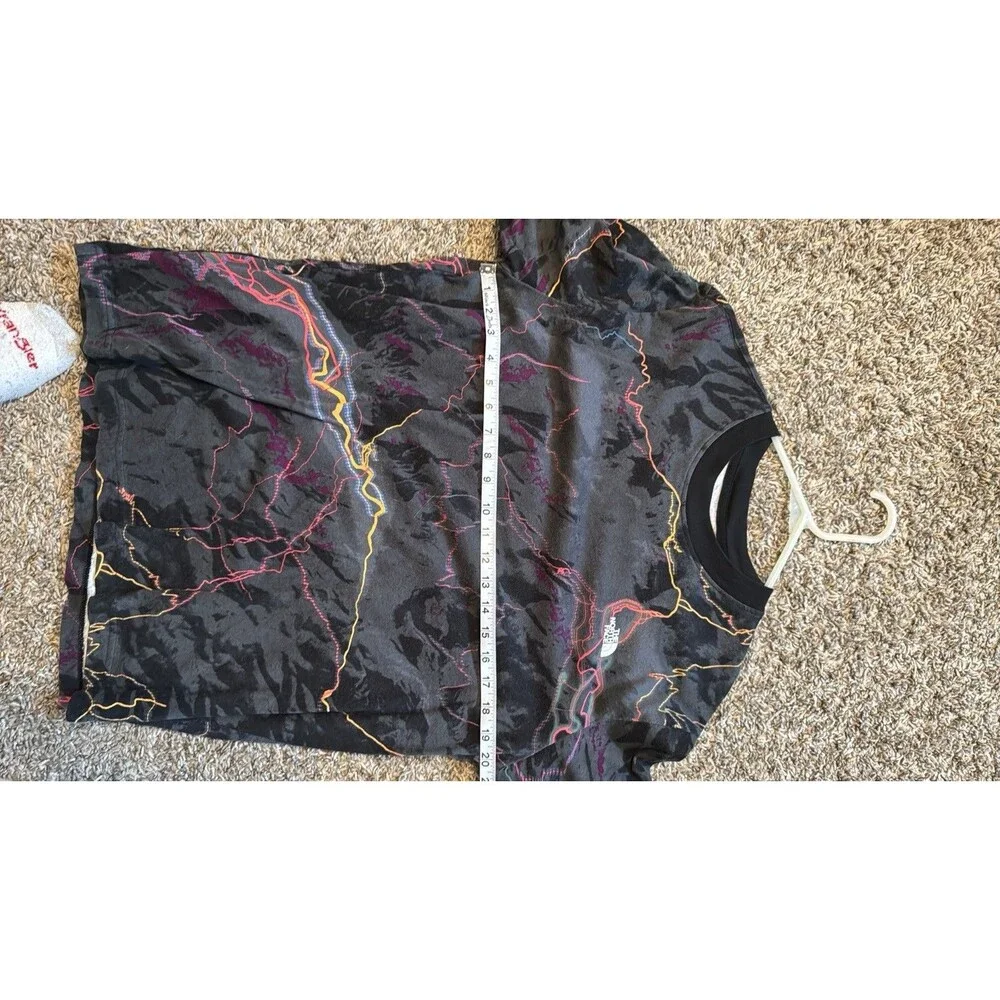 The North Face Men’s L Black Multicolor Lightning Graphic Logo Crew Neck T-Shirt